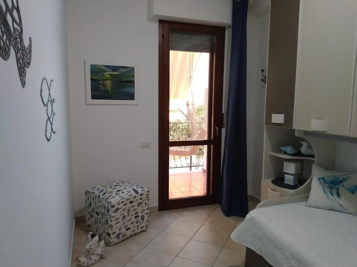 Rami Di Corallo Appartamento Con Parcheggio Privato ---------- Pula 0*,